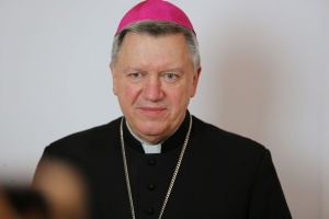 arcybiskup józef kupny